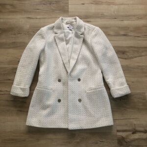 Suzy Shier Textured White Blazer Coat